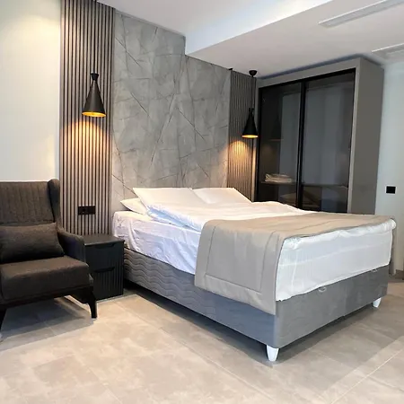 Bitez Adam Hotel *